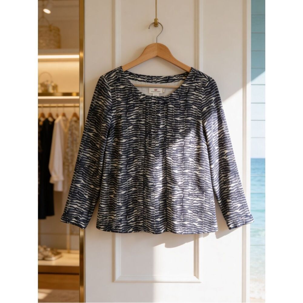 Vineyard Vines Women's Navy Patterned Long-Sleeve Blouse size 4